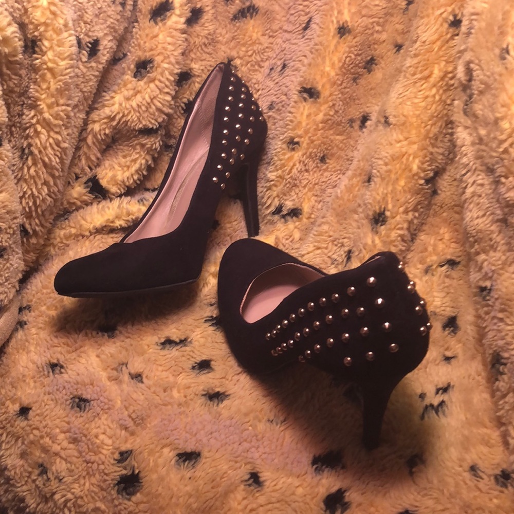 Mossimo gold studded pumps